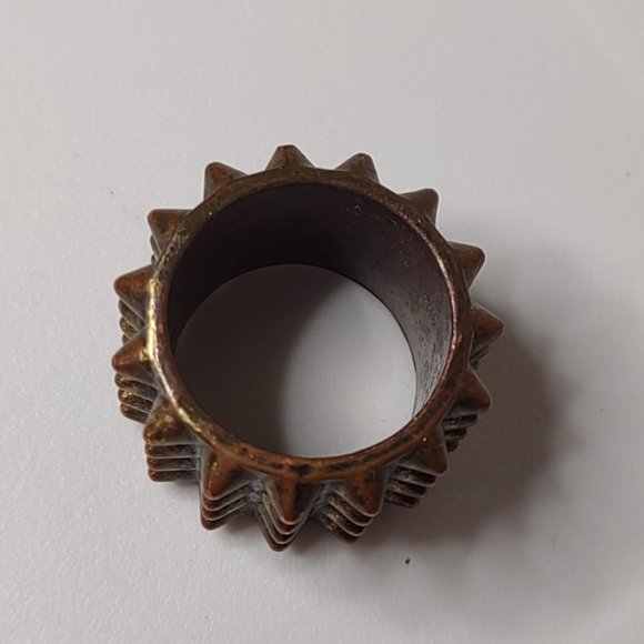 Very Cool Large Spike Ring Size 7.25 - Picture 6 of 9
